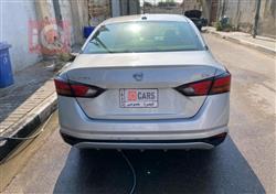 نیسان ئەلتیما